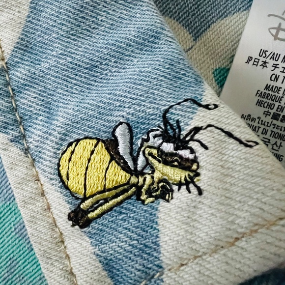 Make Me an Offer!NWT Collector's Disney Tiana Men's Floral Button up Dress Shirt - Picture 3 of 9